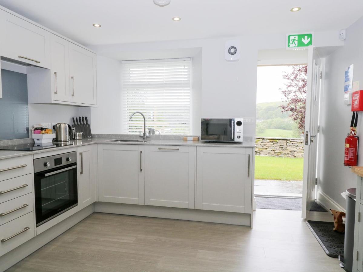 Oxen Park Farm Cottage Ulverston Εξωτερικό φωτογραφία